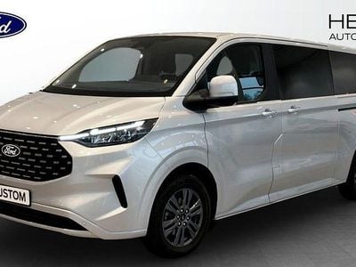 Begagnad Ford Tourneo Titanium 170 HK (125 kW) 2024 Silver