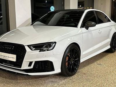 Begagnad Audi RS3 400 HK (294 kW) 2018 Vit Sedan