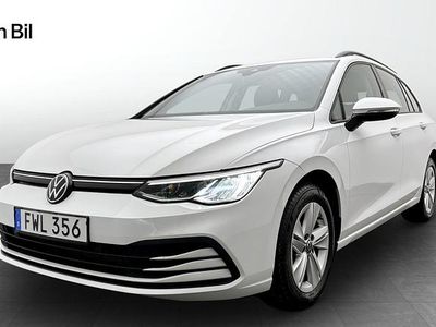 Vit Begagnad 2024 VW Golf VIII Kombi | 319 900 kr (Lite dyr)