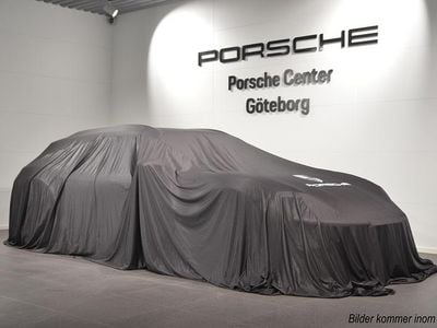 Grå Begagnad 2025 Porsche Cayenne S E-Hybrid SUV | 1 295 000 kr