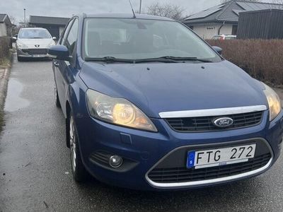 begagnad Ford Focus 5-dörrars 1.8 Flexifuel Euro 4