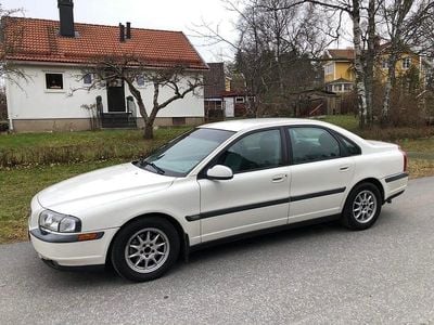 Begagnad 2001 Volvo S80 Sedan | 15 000 kr (Bra pris)