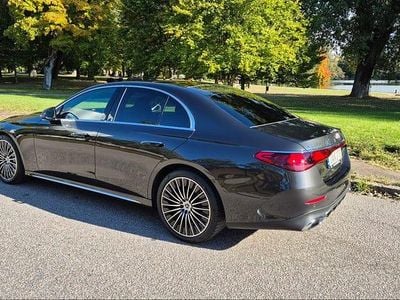 Begagnad Mercedes E220 AMG Line Premium Plus 197 HK (144 kW) 2024
