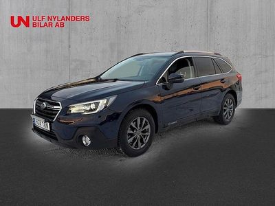 Mörkblå (dark blue pearl) Begagnad 2019 Subaru Outback Active Kombi | 269 000 kr (Marknadspris)