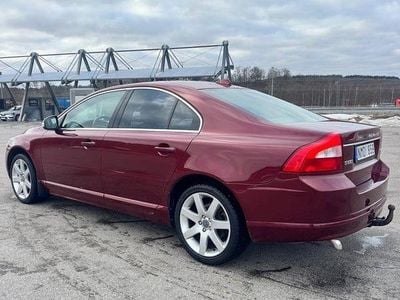 Begagnad Volvo S80 Summum 238 HK (175 kW) 2008 Röd Sedan