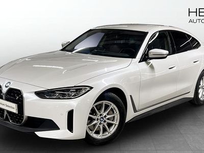 Vit Begagnad 2023 BMW i4 Shadowline Sedan | 449 700 kr (Bra pris)