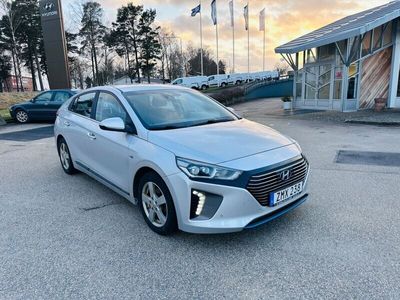 begagnad Hyundai Ioniq Plug-in 1.6 + 8.9 kWh DCT Euro 6