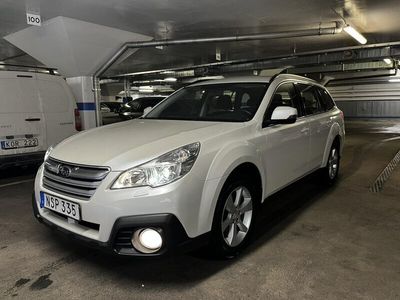 begagnad Subaru Outback 2.5 CNG 4WD Lineartronic Euro 5