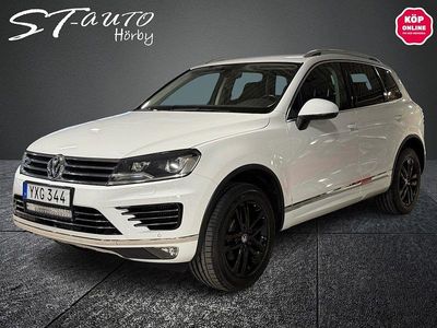 Vit Begagnad 2017 VW Touareg R-line SUV | 239 900 kr