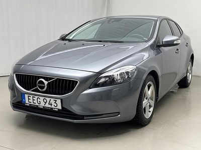 Grå Begagnad 2017 Volvo V40 Business Edition | 134 900 kr (Marknadspris)