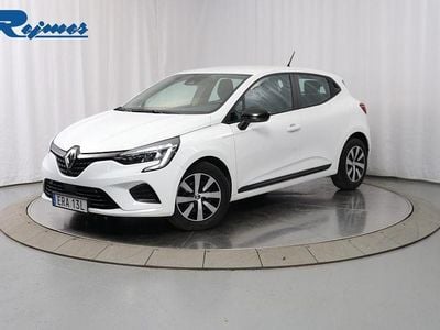 Vit Begagnad 2022 Renault Clio V Equilibre Halvkombi | 159 800 kr (Marknadspris)