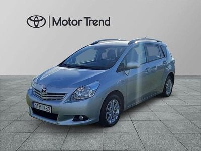Silver Begagnad 2011 Toyota Verso Minibuss | 130 000 kr