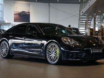 Porsche Panamera 4S