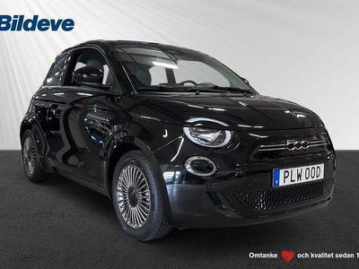 Svart Begagnad 2022 Fiat 500e Halvkombi | 299 900 kr