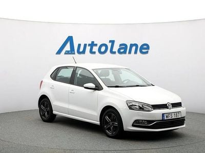 Vit Begagnad 2014 VW Polo Halvkombi | 109 900 kr (Marknadspris)