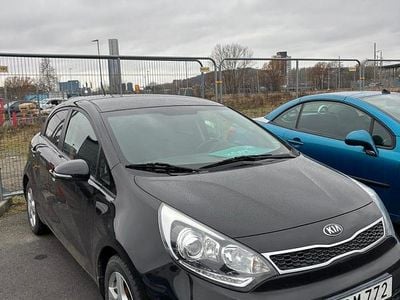 Begagnad 2015 Kia Rio Halvkombi | 45 000 kr (Bra pris)