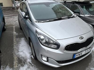 Begagnad Kia Carens 135 HK (99 kW) 2014 Minibuss