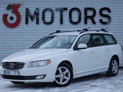 Vit Begagnad 2013 Volvo V70 Kinetic Kombi | 99 900 kr (Marknadspris)