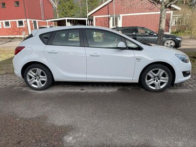 begagnad Opel Astra 2014 1,6 Ecotec