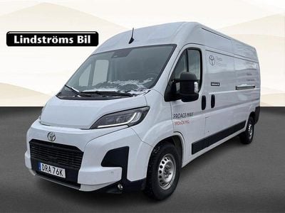 Vit Begagnad 2024 Toyota Proace Minibuss | 499 000 kr (Bra pris)