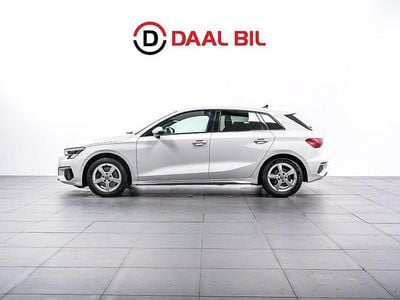 Vit Begagnad 2020 Audi A3 Sportback Ambition Halvkombi | 224 700 kr (Marknadspris)