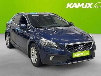 Blå Begagnad 2015 Volvo V40 Ocean Race Halvkombi | 174 700 kr (Dyr)