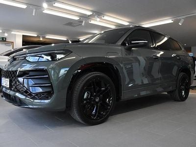 Grön Ny 2025 VW Tayron R-line Edition SUV | 689 900 kr (Marknadspris)