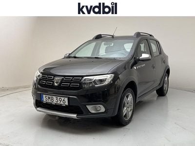 Svart Begagnad 2018 Dacia Sandero Stepway | 79 800 kr