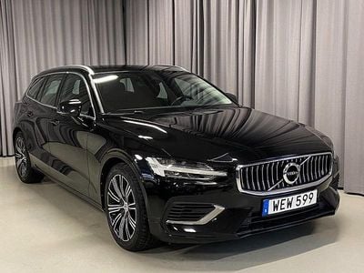 Svart Begagnad 2020 Volvo V60 Inscription Kombi | 298 900 kr (Bra pris)