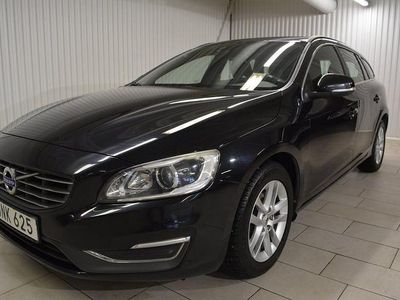 Begagnad Volvo V60 Momentum 181 HK (133 kW) 2015 Svart Kombi