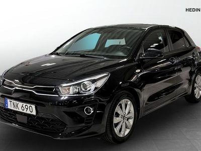 Begagnad Kia Rio Advance 101 HK (74 kW) 2022 Svart Halvkombi