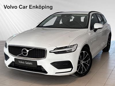 Begagnad Volvo V60 Momentum 165 HK (121 kW) 2020 Vit Kombi