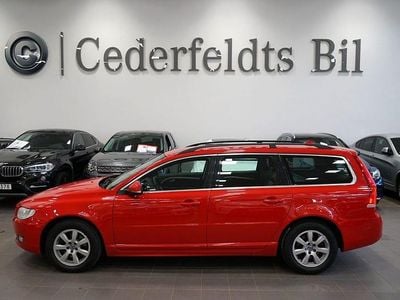 Röd Begagnad 2015 Volvo V70 Momentum Kombi | 129 900 kr (Marknadspris)