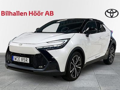 Vit Begagnad 2023 Toyota C-HR Executive SUV | 449 900 kr (Lite dyr)