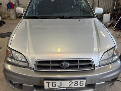 Begagnad 2003 Subaru Outback Kombi | 19 500 kr