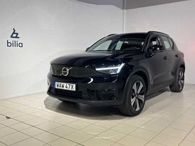 Svart Begagnad 2023 Volvo XC40 Core SUV | 324 500 kr