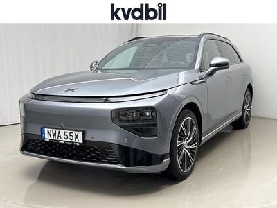 Begagnad XPENG G9 AWD Performance 405 kW (551 HK) 2023 Grå SUV