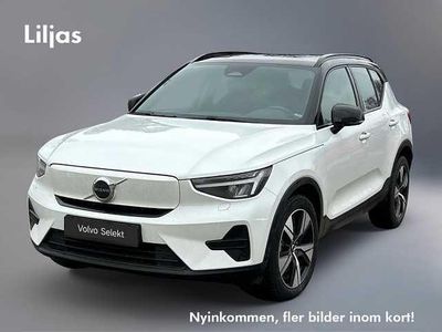 Vit Begagnad 2022 Volvo XC40 Core SUV | 309 000 kr