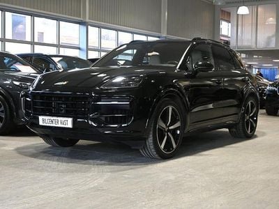 Chromite svart metallic Begagnad 2024 Porsche Cayenne SUV | 1 049 000 kr