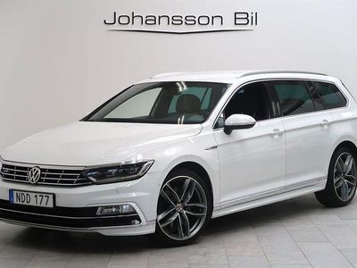 Vit Begagnad 2016 VW Passat R-line Kombi | 189 900 kr (Marknadspris)