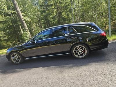 Mercedes E200