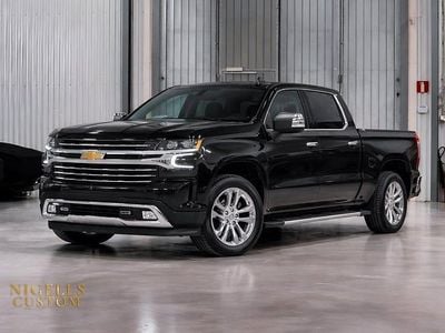 Begagnad Chevrolet Silverado 426 HK (313 kW) 2023 Svart