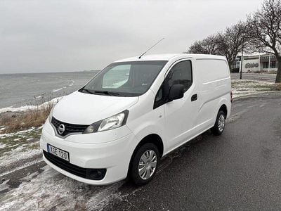 Begagnad Nissan NV200 90 HK (66 kW) 2017 Vit Minibuss