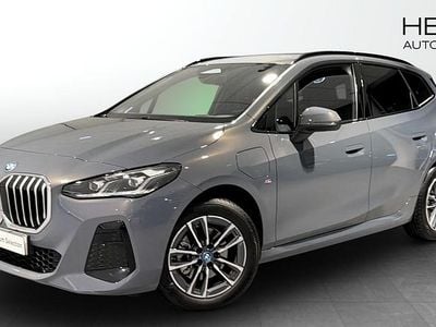 Grå (grey) Begagnad 2024 BMW 225 Active Tourer M Sport Minibuss | 428 700 kr (Dyr)