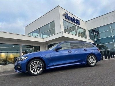 Blå Begagnad 2021 BMW 330 M Sport Kombi | 338 500 kr (Marknadspris)