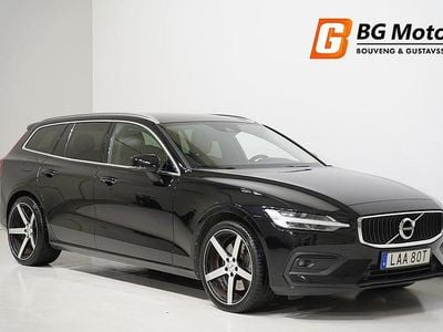 Svart Begagnad 2019 Volvo V60 Momentum Kombi | 224 700 kr (Marknadspris)
