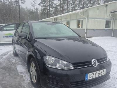 Begagnad VW Golf VII 105 HK (77 kW) 2015
