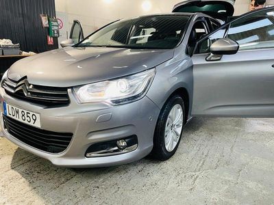 Begagnad Citroën C4 120 HK (88 kW) 2015 Silver grå metallic