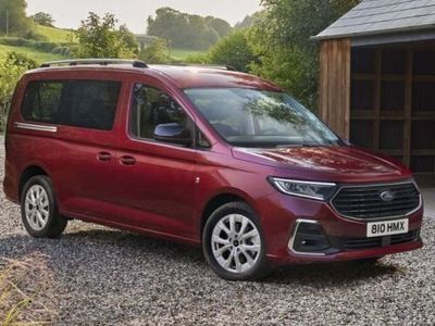 begagnad Ford Tourneo Connect Titanium 122hk Automat