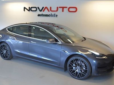 Begagnad Tesla Model 3 Standard Range Plus 239 kW (325 HK) 2020 Grå Sedan